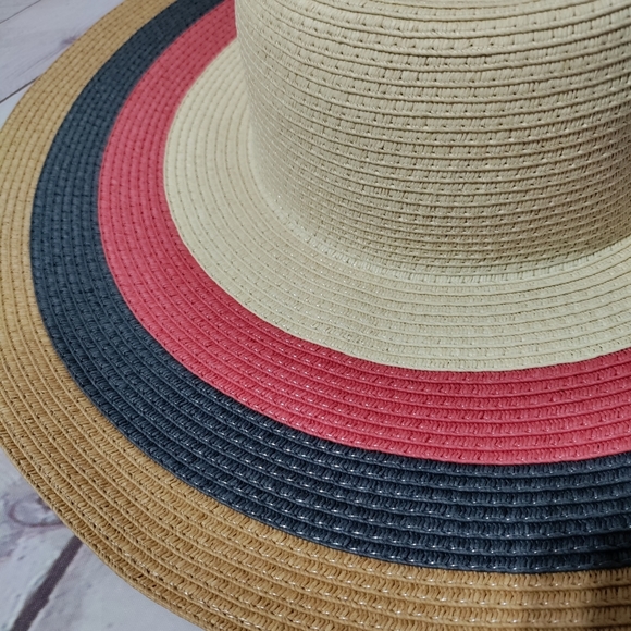 Target Floppy Hat / Sun Hat - Picture 3 of 8